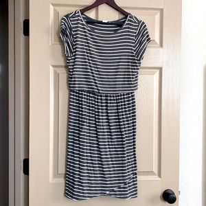 Gap Maternity Nursing Striped Gray and White Women's Dress Size Small